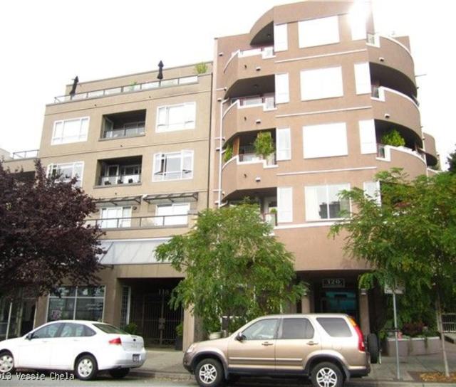203 - 118 E 2nd Street, North Vancouver 